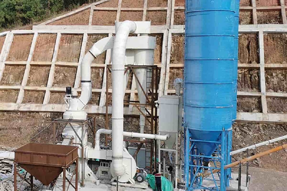 雷蒙磨粉机加工钛铁矿-钛铁矿磨粉机